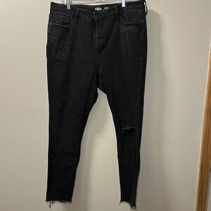 Old‎ Navy Women's Black Distressed High Rise Rockstar Super Skinny Jean Size 16